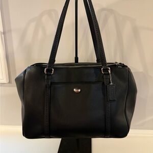 Coach Peyton Leather Jordan Double Zip Carryall Shoulder Bag Black